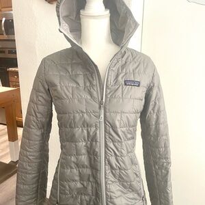 Patagonia Gray Puffer Jacket with Hood